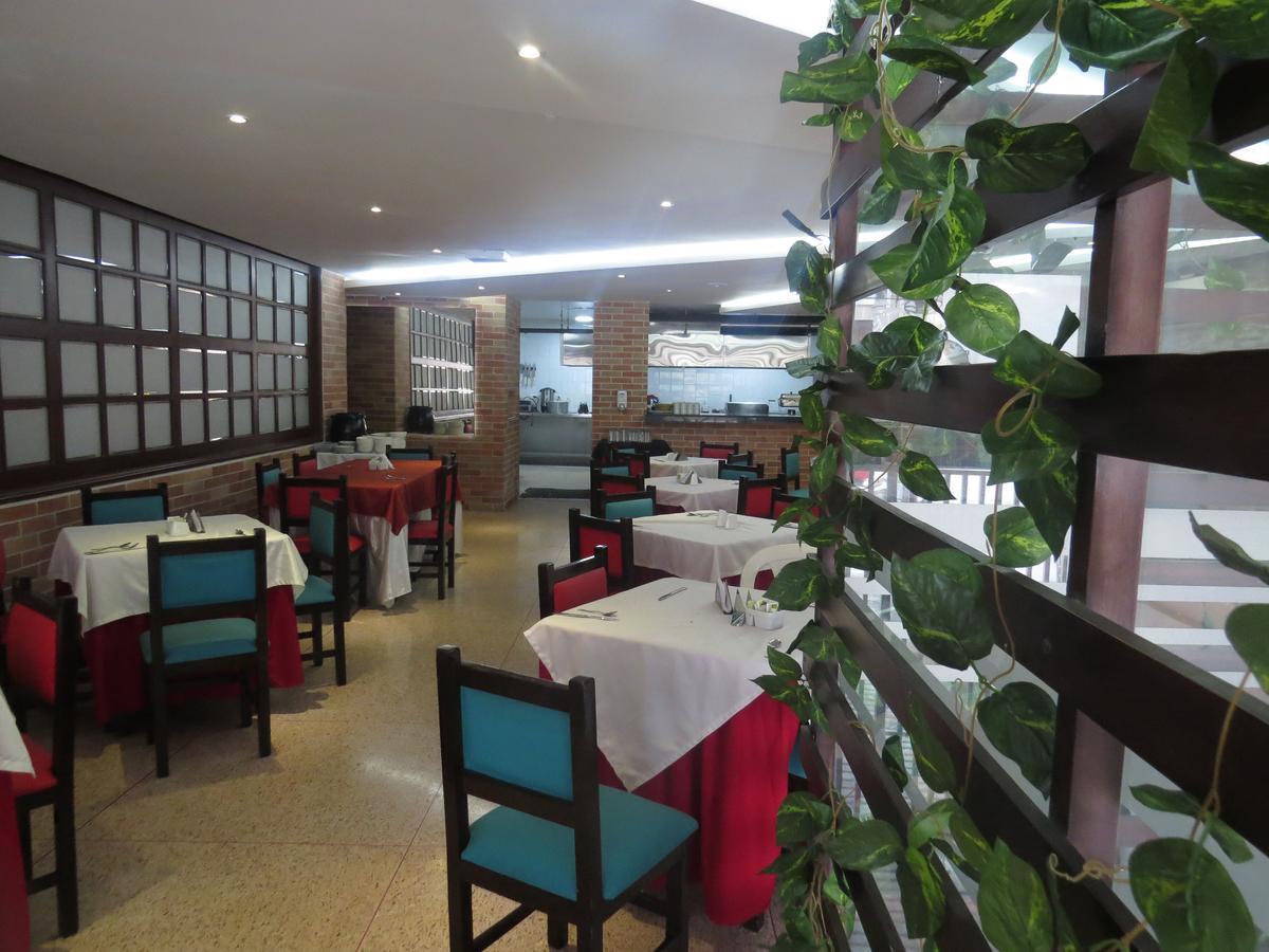 Hotel Leon Dorado 부카라망가 외부 사진