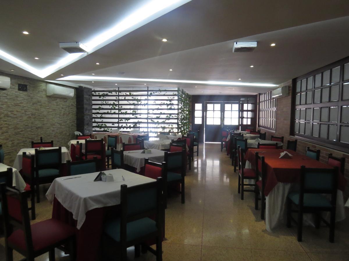Hotel Leon Dorado 부카라망가 외부 사진